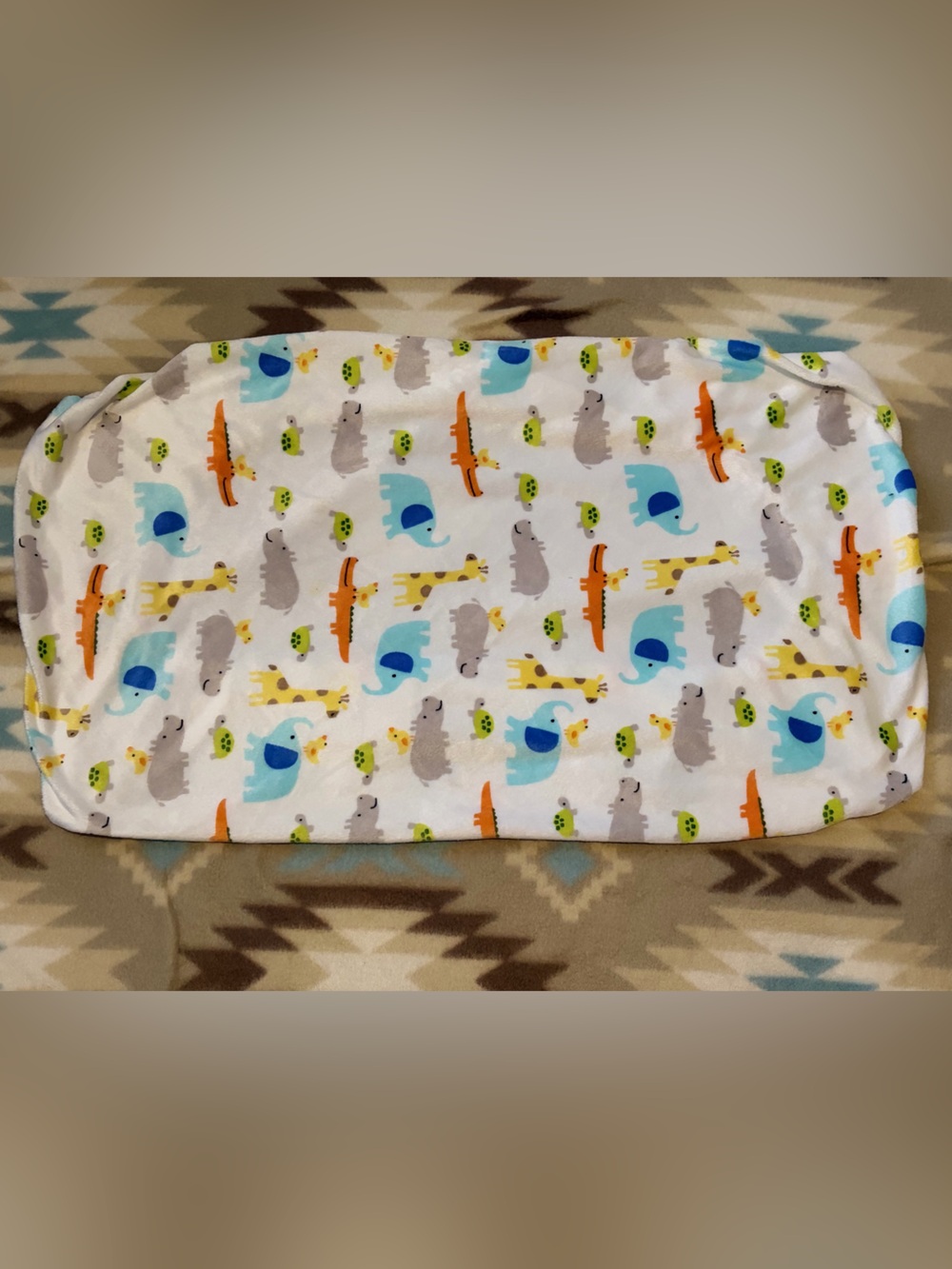 Carters Changing Pad cover fitted sheet plush Safari print white multicolor